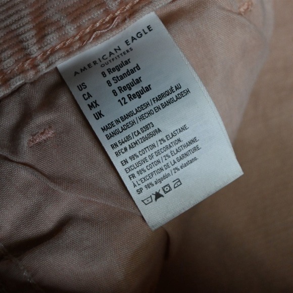 American Eagle 8 Pink Corduroy Mom Super Stretch Tapered Womens Jean Pants - Picture 4 of 7